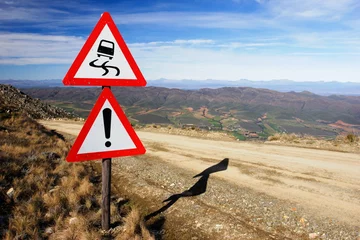 Foto op Plexiglas Warning signs on a mountain pass © andrewhagen