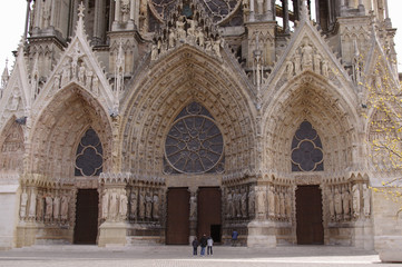 Fototapeta na wymiar Notre-Dame de Reims