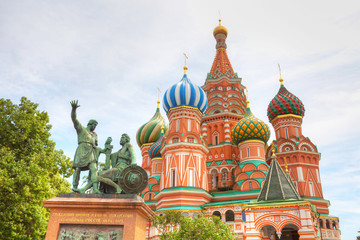 Fototapeta na wymiar St Wasyla Błogosławionego na Placu Czerwonym w Moskwie, Rosja.