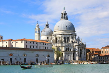 Fototapeta na wymiar Bazylika Santa Maria della Salute de Venise - Italie