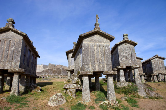 Espigueiros