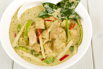 Kaeng Khiao Wan Kai - Thai Green Chicken Curry