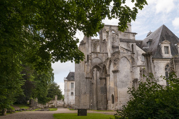 Fototapeta na wymiar Les ruines de l'Abbaye de Fontenelle à Saint-Wandrille (76, Sei
