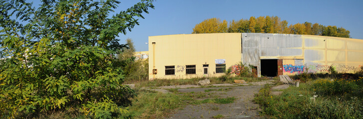 Fototapeta na wymiar France, industrial wasteland in Les Mureaux