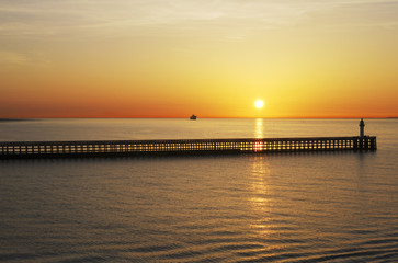 Obraz premium Sunset over sea at Calais. France