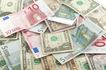 Fototapeta na wymiar Dolar i euro