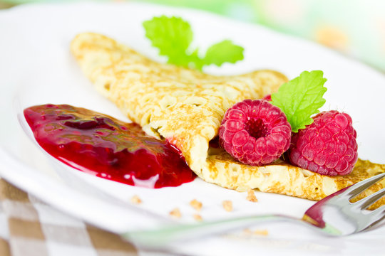 「Himbeerpfannkuchen」の写真素材 | 5件の無料イラスト画像 | Adobe Stock