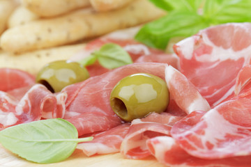 Prosciutto Schinken mit Grissinis