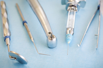 Instrumente Beim Zahnarzt
