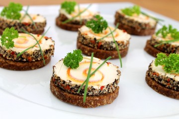 Frischkäse Canapés