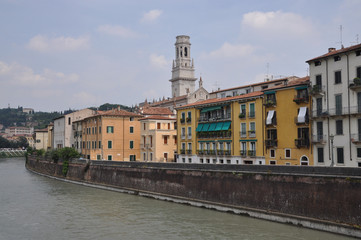 Etsch und Dom in Verona