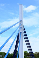 あゆみ橋と青空