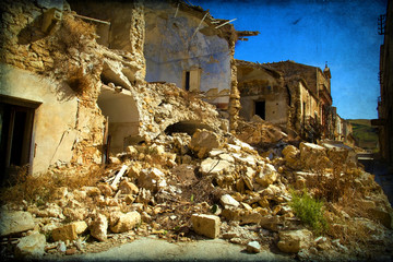 Building collapse, destruction, earthquake