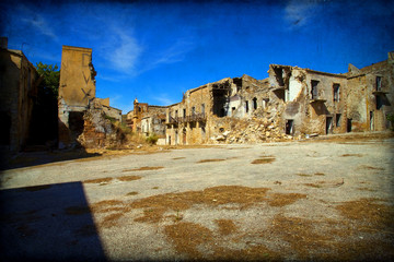 Building collapse, destruction, earthquake