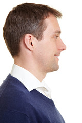 Portrait im Profil eines Mannes © Robert Kneschke