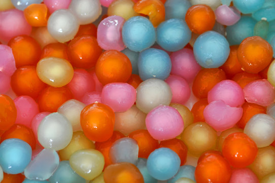 Bunte Perlen