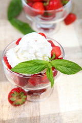 Strawberries with whipped cream