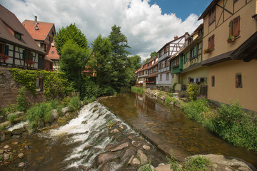 Fototapeta na wymiar Historical town of Kaysersberg in the Alsace