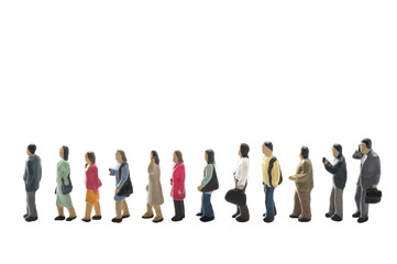 行列を作る人々の人形