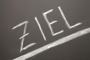 Ziel auf Kreidetafel