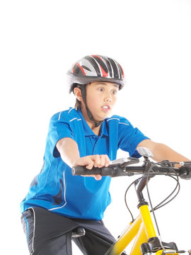 kind auf fahrrad