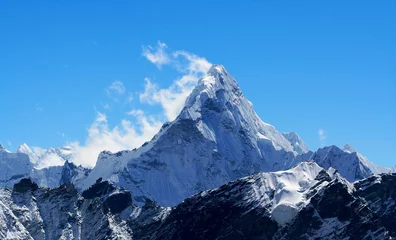 Draagtas Nepal, Everest-regio, Mount Ama Dablam © Travel Stock