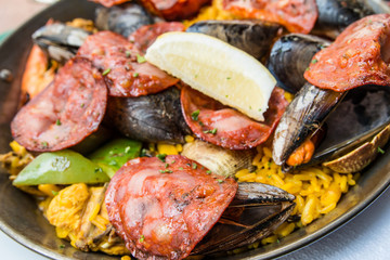 traditionnal spanish food paella.