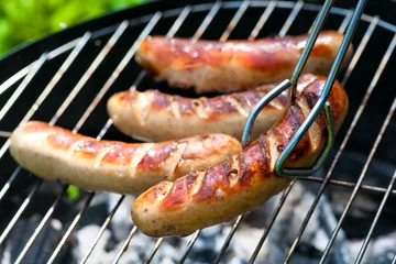 Crédence de cuisine en verre imprimé Grill / Barbecue Grilled Sausage