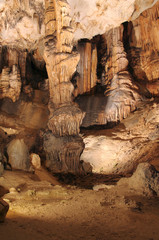 intérieur de grotte - spéléologie