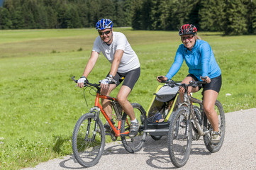 fröhliche MTB-Tour zu dritt