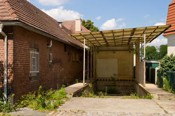 Wheelchair ramp abandoned store