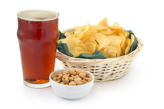 BIRRA NOCCIOLINE E PATATINE