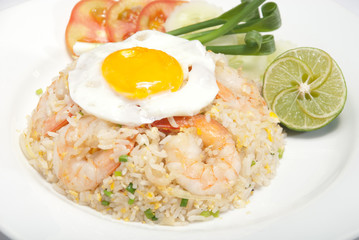 Fried rice with seafood.
