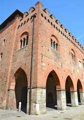 Fototapeta na wymiar Cremona - budynek Novigrad