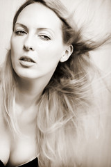 Fototapeta premium Fashion portrait of beauty woman