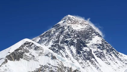Poster Mount Everest (8850m) in de Himalaya, Nepal. © Travel Stock