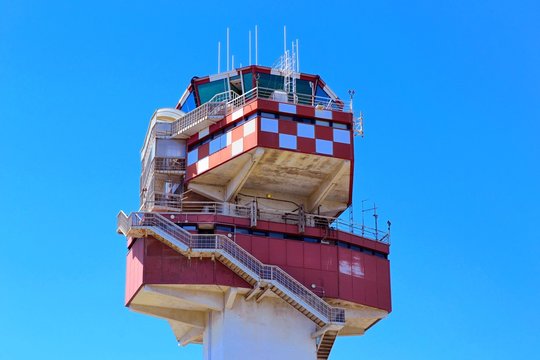 Torre di controllo di aeroporto - controllori di volo
