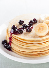 pancakes with blueberries and banana