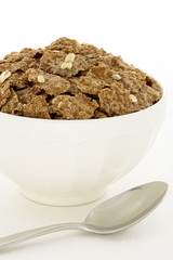 wheat bran flakes cereal breakfast with rolled oats