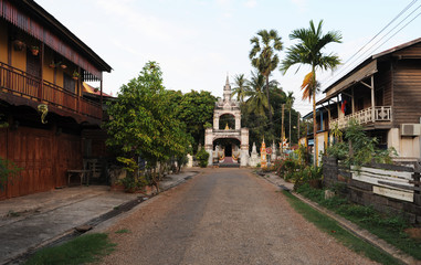 Obraz premium klasztor Wat Sainyaphum w Savannakhet w Laosie