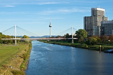 Neckar-Panorama Mannheim - obrazy, fototapety, plakaty