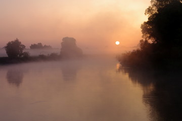 Bug we mgle o świcie © nestonik