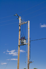 Electric transformer