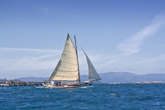 Velero Bilder Durchsuchen 5,123 Archivfotos, und