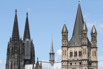 Fototapeta premium Cologne Cathedral and Gross St. Martin (Great Saint Martin)
