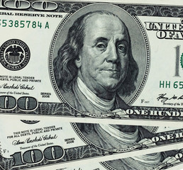 one hundred доларов