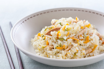 Rice sauteed with vegetables and chicken