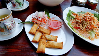 Nems au restaurant thaïlandais.