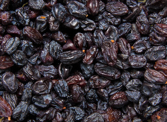 Closeup of raisins.