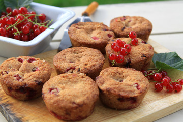Muffins mit Johannisbeeren